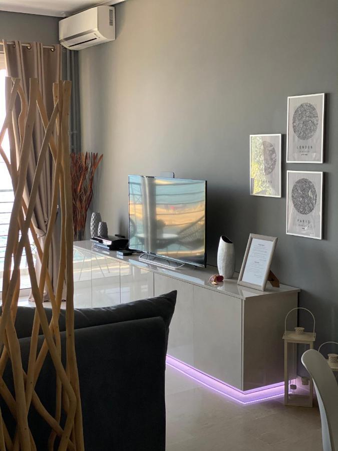Seafront Kalamata Haven - Blue Luxury Suite Экстерьер фото