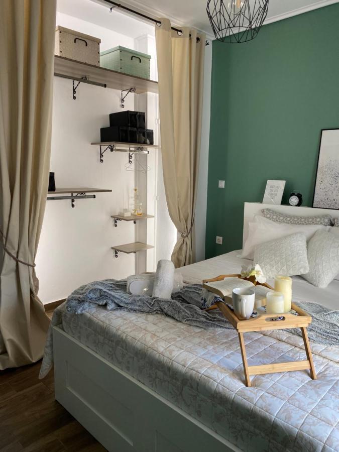 Seafront Kalamata Haven - Blue Luxury Suite Экстерьер фото